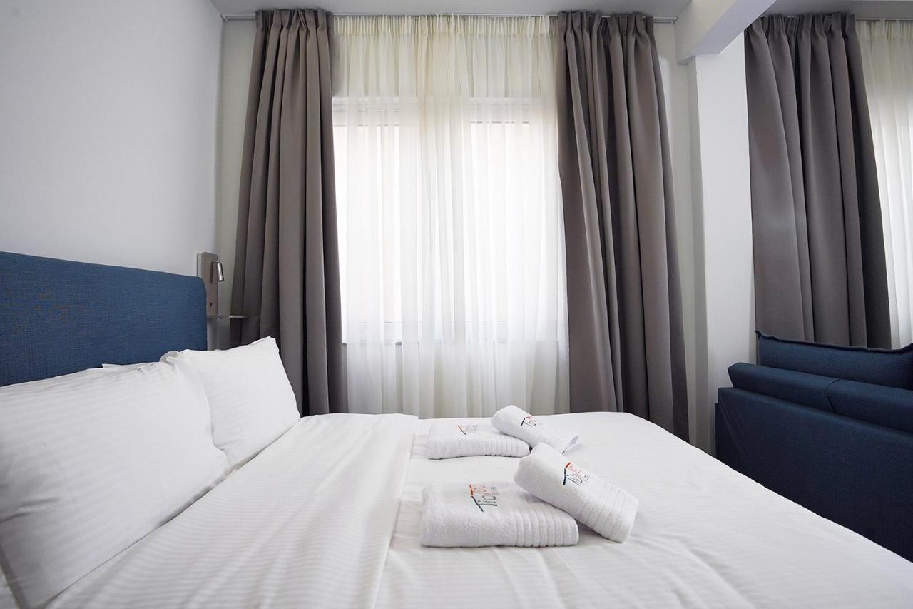 Tip - Top Suites Athén Kültér fotó