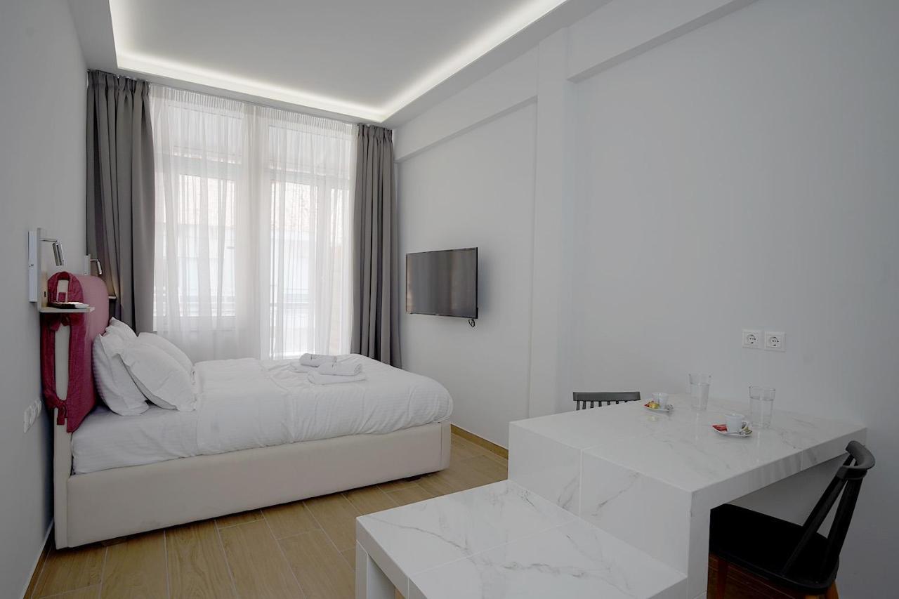 Tip - Top Suites Athén Kültér fotó