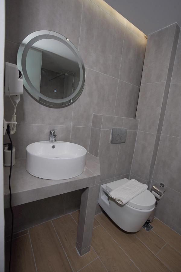 Tip - Top Suites Athén Kültér fotó
