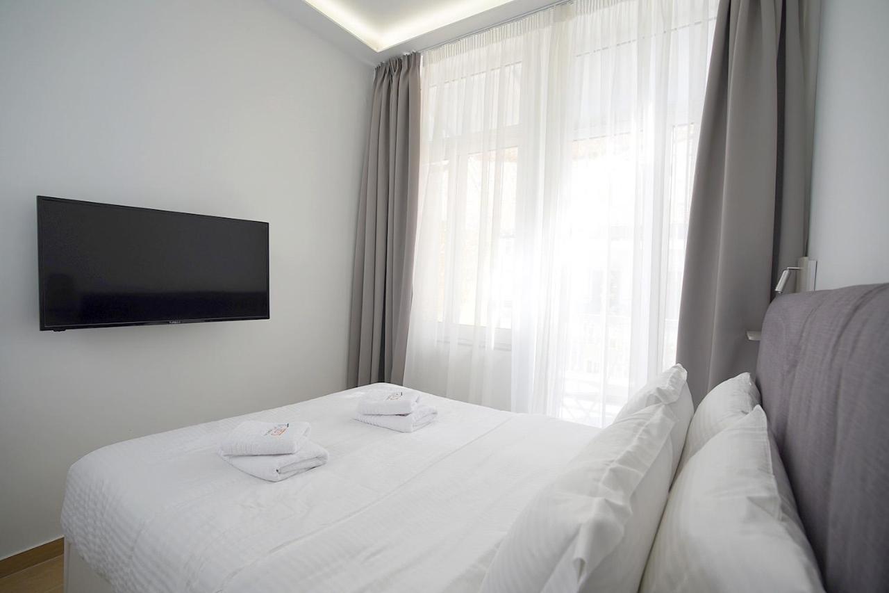 Tip - Top Suites Athén Kültér fotó