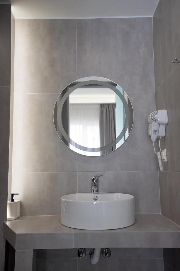 Tip - Top Suites Athén Kültér fotó